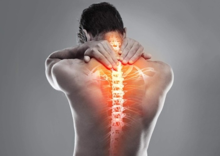 Лечение спины: симптомы, когда нужно лечить, методы, профилактика