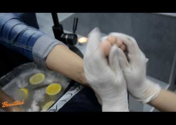Спа - педикюр в исполнении мастера ногтевого сервиса Beauttech Torgovaya Чинары Исмаилзаде.