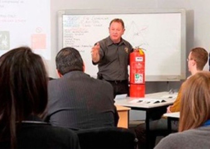 Курсы по пожарной безопасности – ключевой элемент защиты жизни и имущества