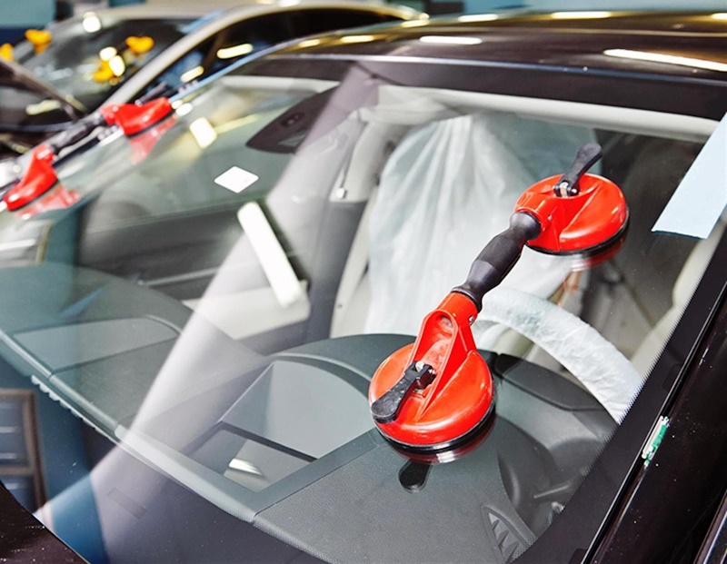 Лобовое стекло