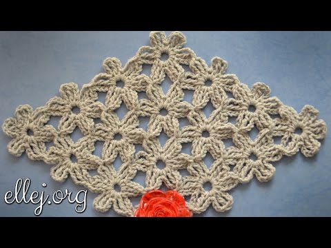 Безотрывное вязание крючком цветочных мотивов. Unseparated crochet.